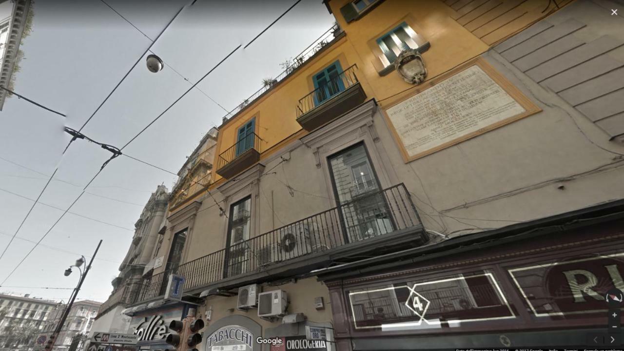 Casa Beatrice, Appartamento Nel Centro Di Napoli Nápoly Kültér fotó